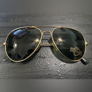 Deadstock Vintage: Aviator frames
